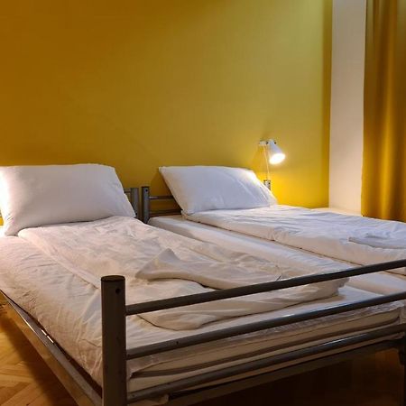 Sleep Inn Hostel Βουκουρέστι Εξωτερικό φωτογραφία