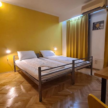 Sleep Inn Hostel Βουκουρέστι Εξωτερικό φωτογραφία