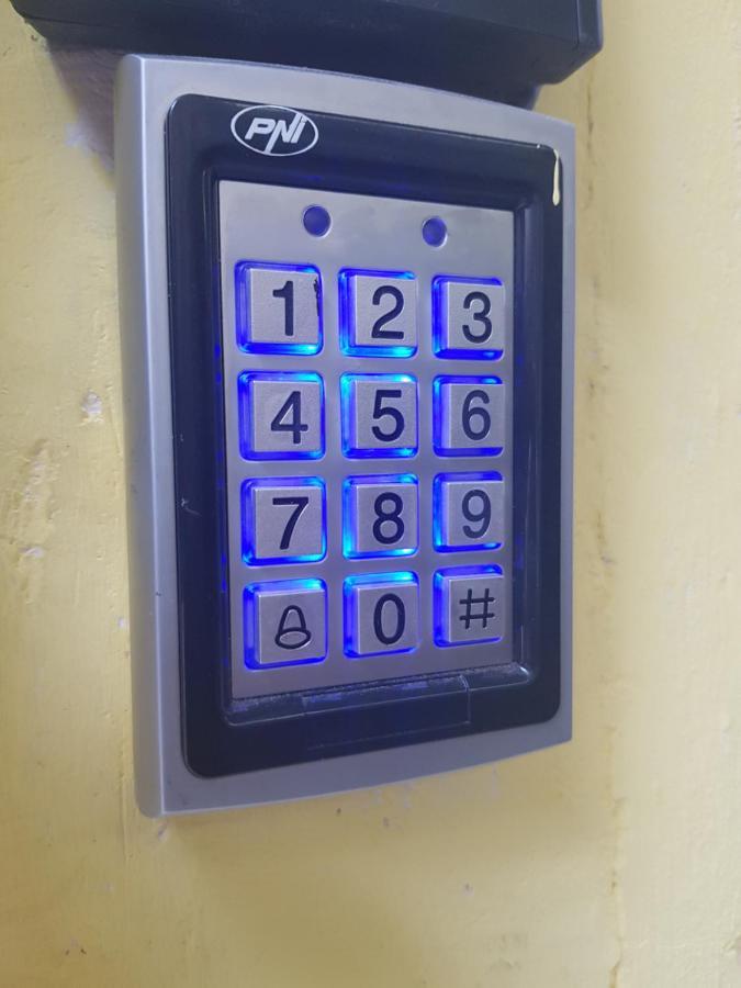 Sleep Inn Hostel Βουκουρέστι Εξωτερικό φωτογραφία