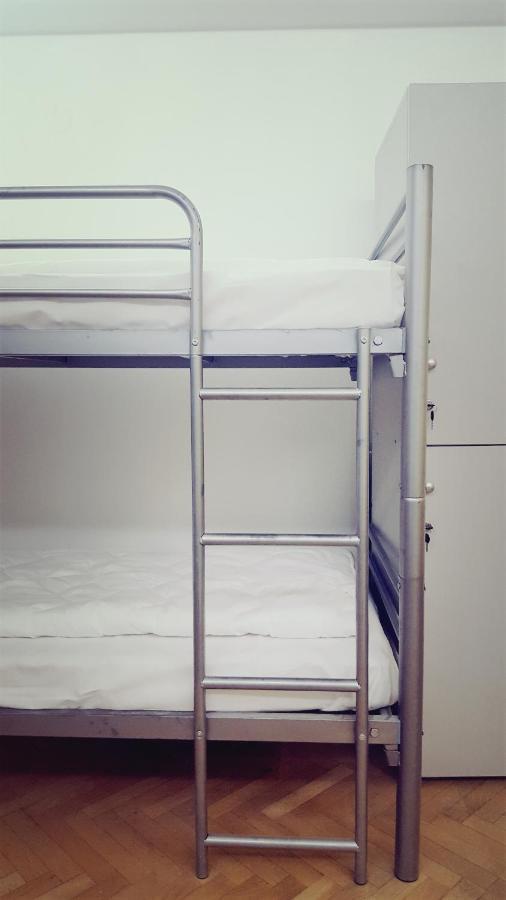 Sleep Inn Hostel Βουκουρέστι Εξωτερικό φωτογραφία
