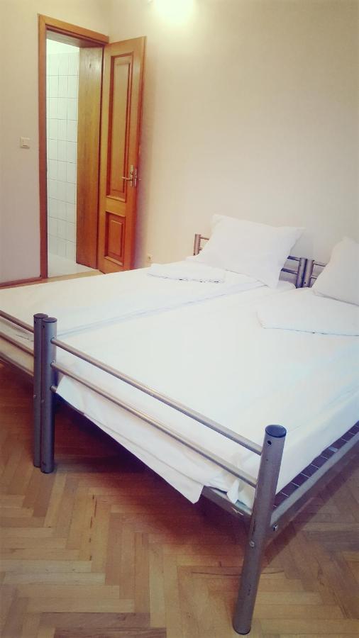 Sleep Inn Hostel Βουκουρέστι Εξωτερικό φωτογραφία