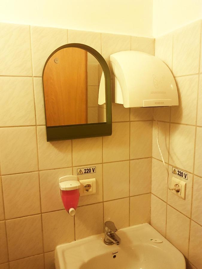 Sleep Inn Hostel Βουκουρέστι Εξωτερικό φωτογραφία