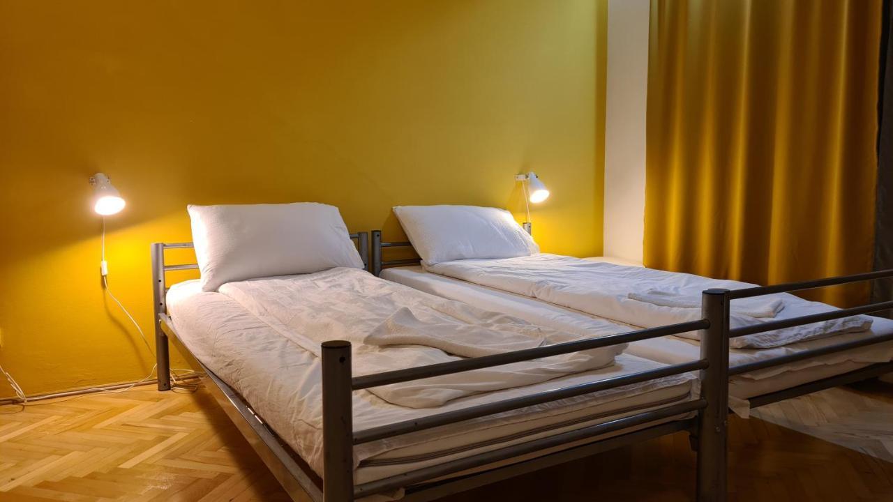 Sleep Inn Hostel Βουκουρέστι Εξωτερικό φωτογραφία