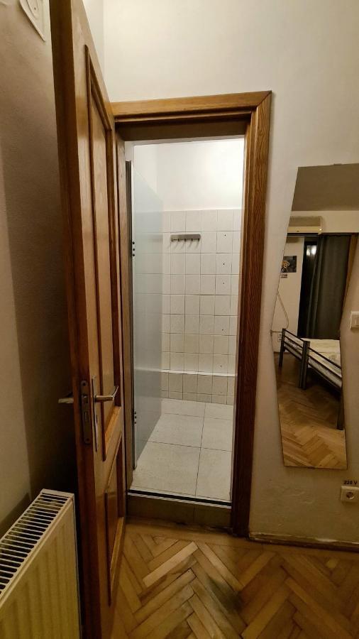 Sleep Inn Hostel Βουκουρέστι Εξωτερικό φωτογραφία